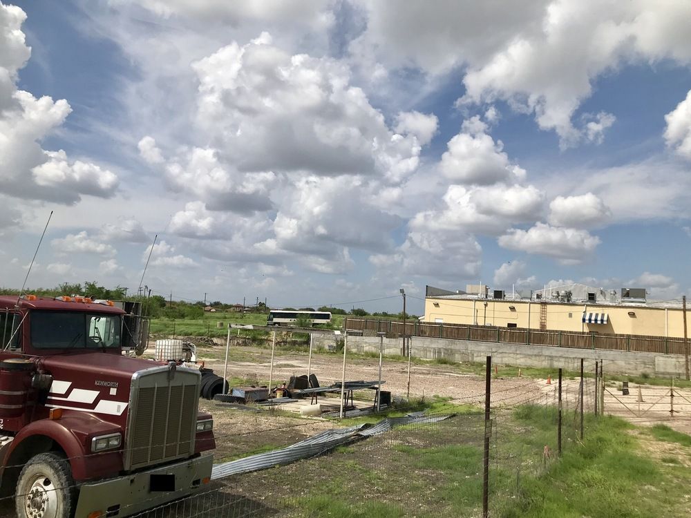 4002 S Zapata Hwy, Laredo, TX 78046